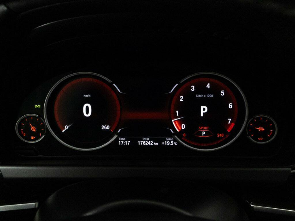 BMW 6 серии 2013 года с пробегом. Фото: #11