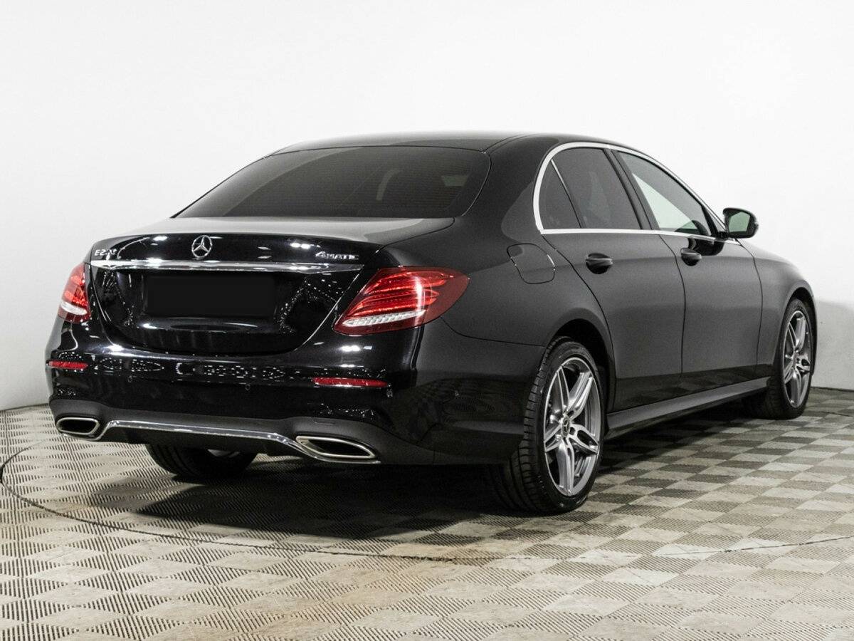 Mercedes-Benz E-Класс 2020 года с пробегом. Фото: #4