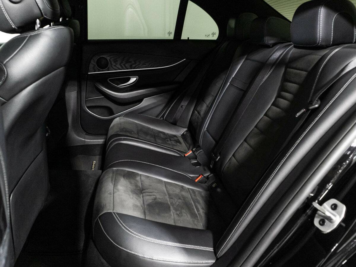 Mercedes-Benz E-Класс 2020 года с пробегом. Фото: #9