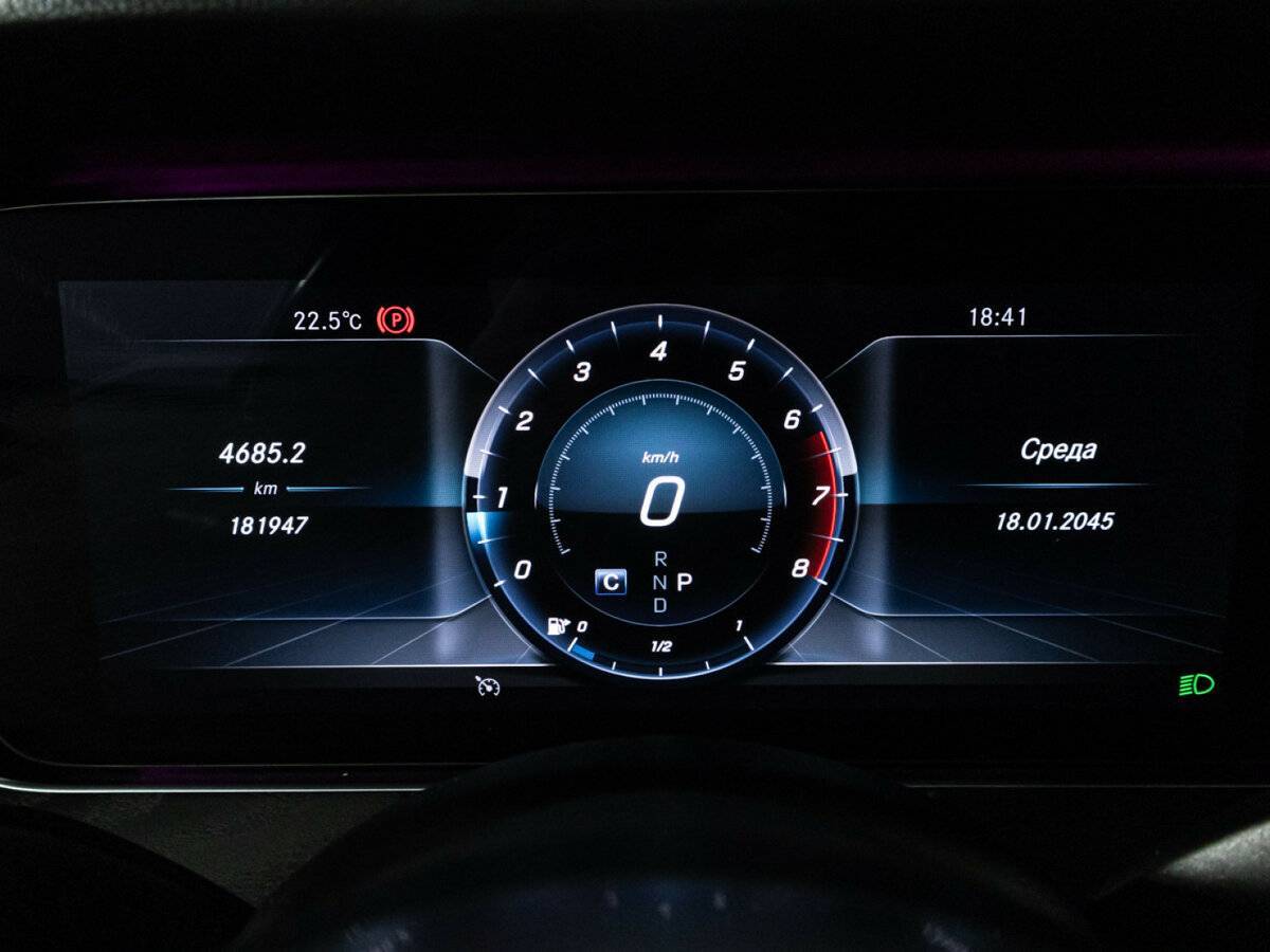 Mercedes-Benz E-Класс 2020 года с пробегом. Фото: #11