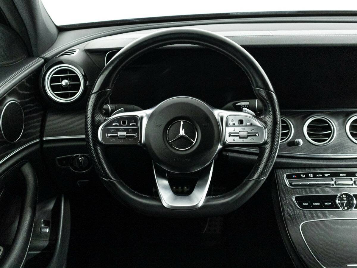 Mercedes-Benz E-Класс 2020 года с пробегом. Фото: #20