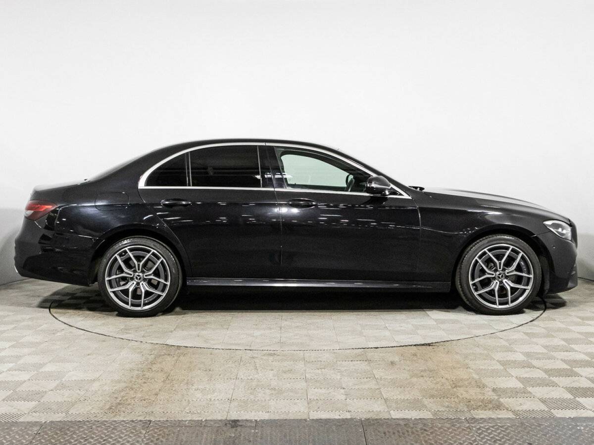 Mercedes-Benz E-Класс 2021 года с пробегом. Фото: #3