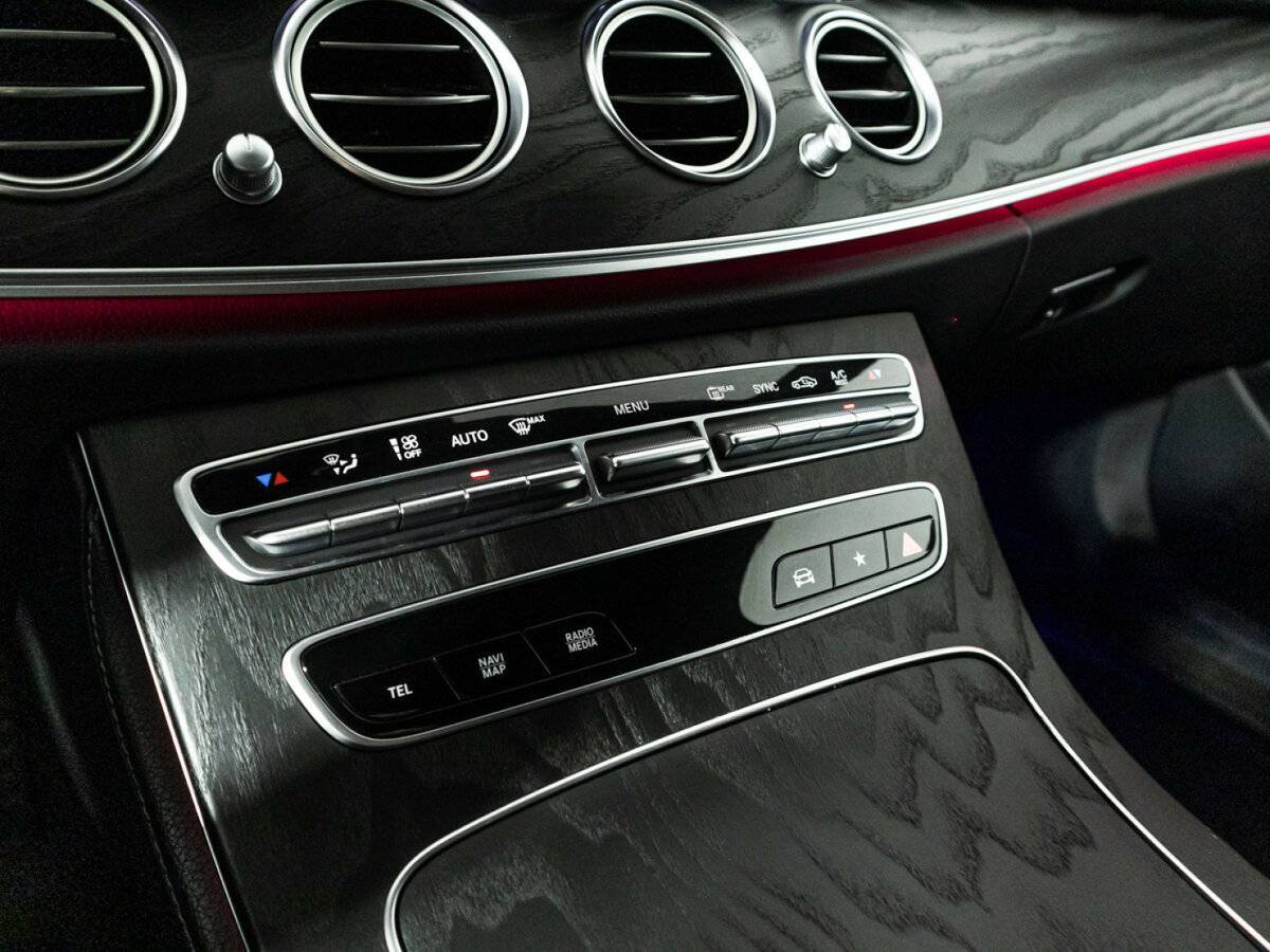 Mercedes-Benz E-Класс 2021 года с пробегом. Фото: #17