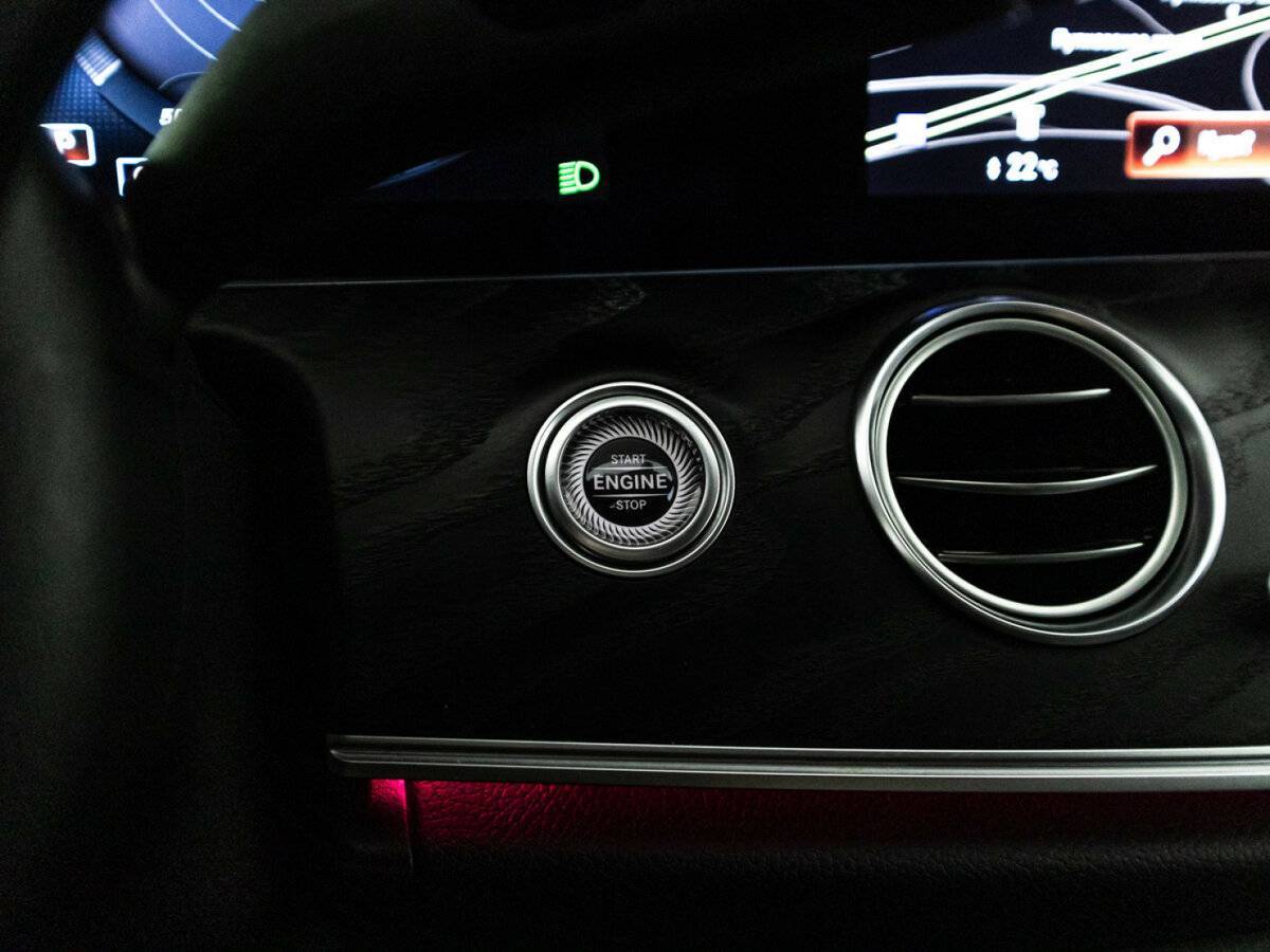 Mercedes-Benz E-Класс 2021 года с пробегом. Фото: #19