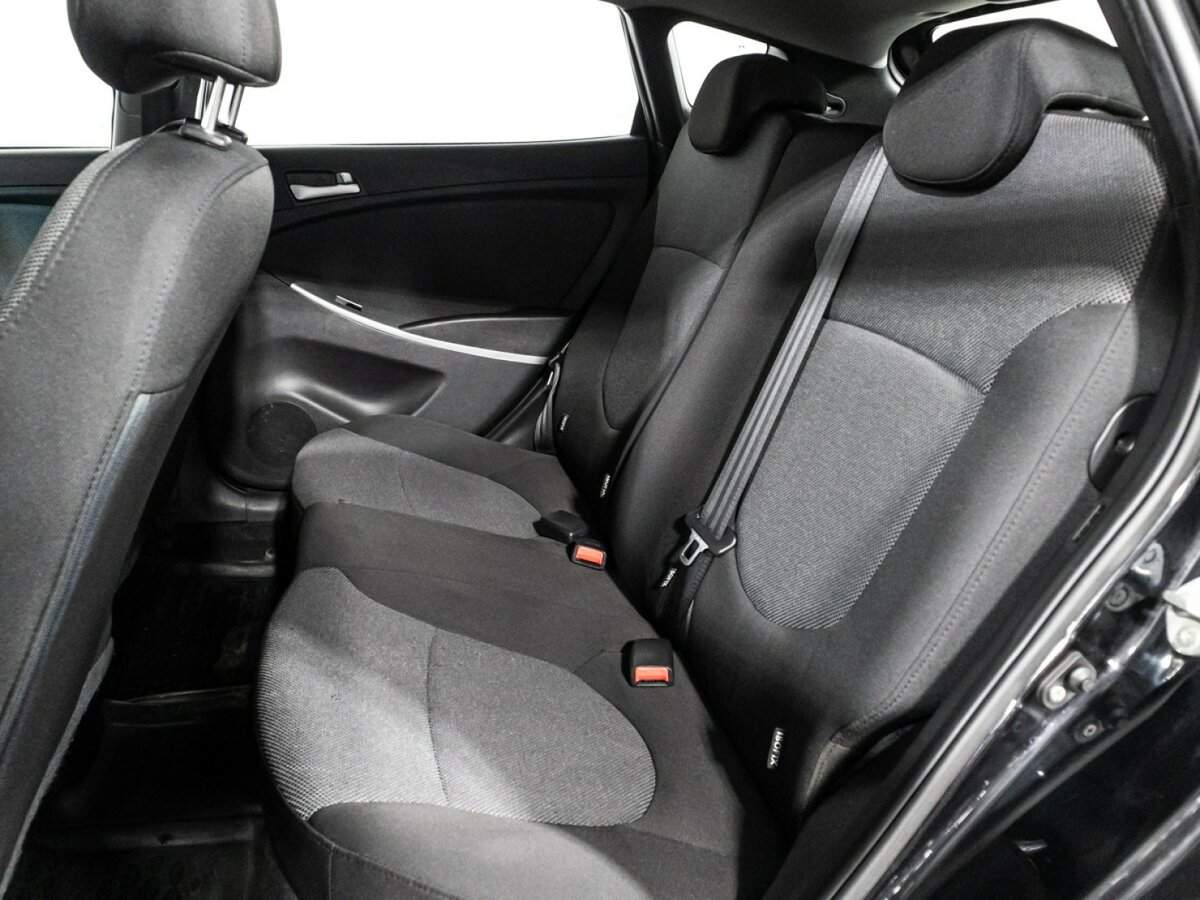 Hyundai Solaris 2011 года с пробегом. Фото: #9