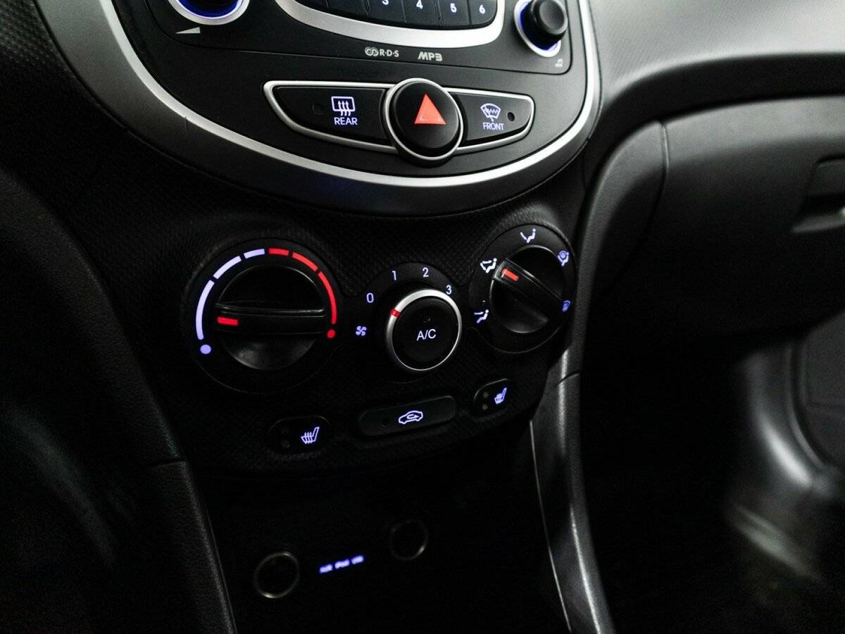 Hyundai Solaris 2011 года с пробегом. Фото: #13