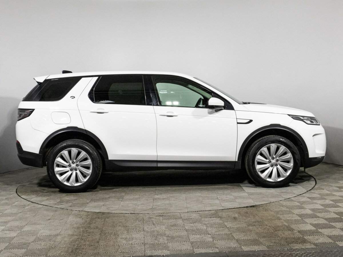 Land Rover Discovery Sport 2021 года с пробегом. Фото: #3