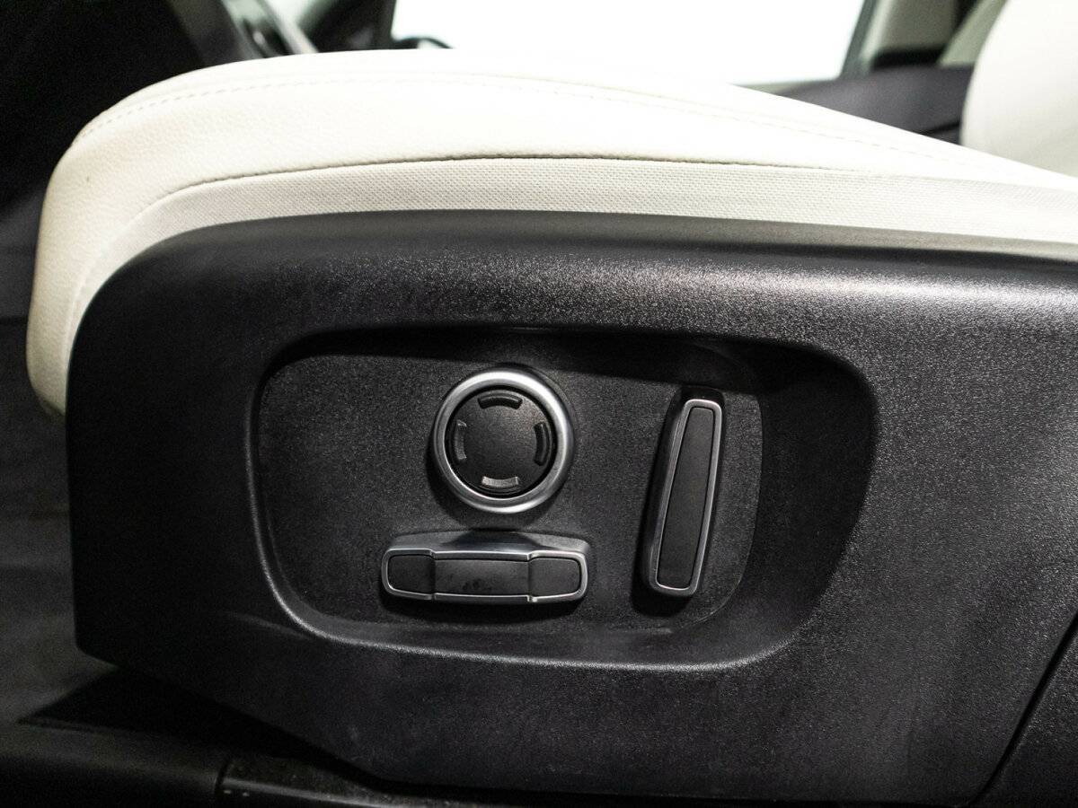 Land Rover Discovery Sport 2021 года с пробегом. Фото: #16