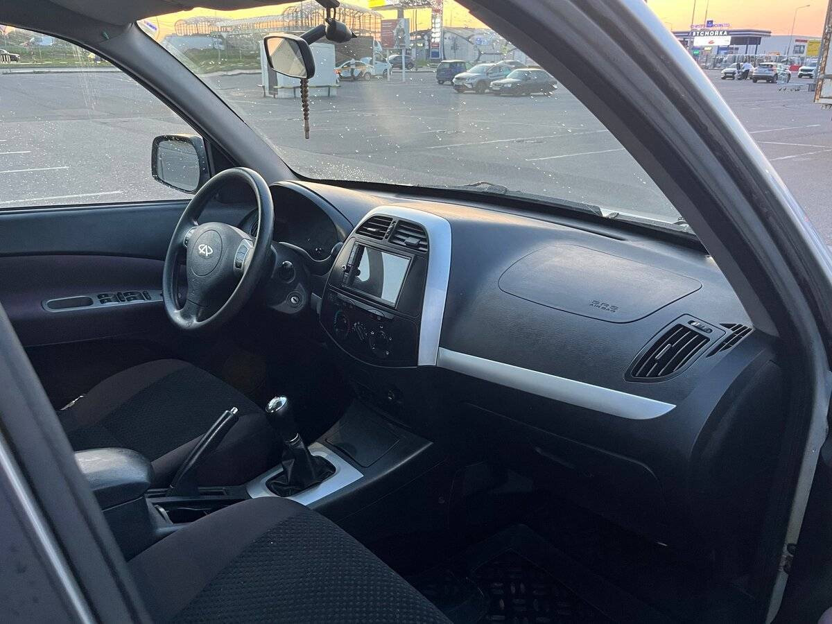 Chery Tiggo (T11) 2012 года с пробегом. Фото: #12