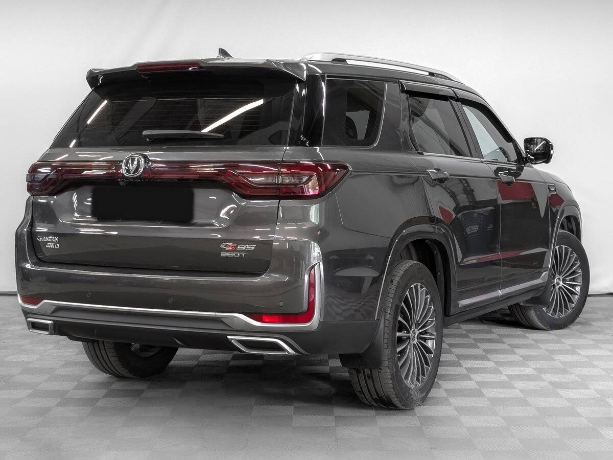 Changan CS95 2023 года с пробегом. Фото: #4