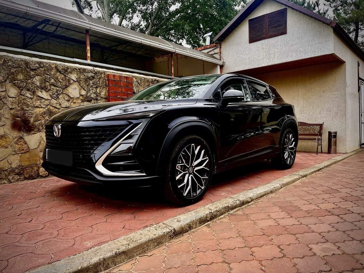 Changan UNI-T 2023 года с пробегом. Фото: #3