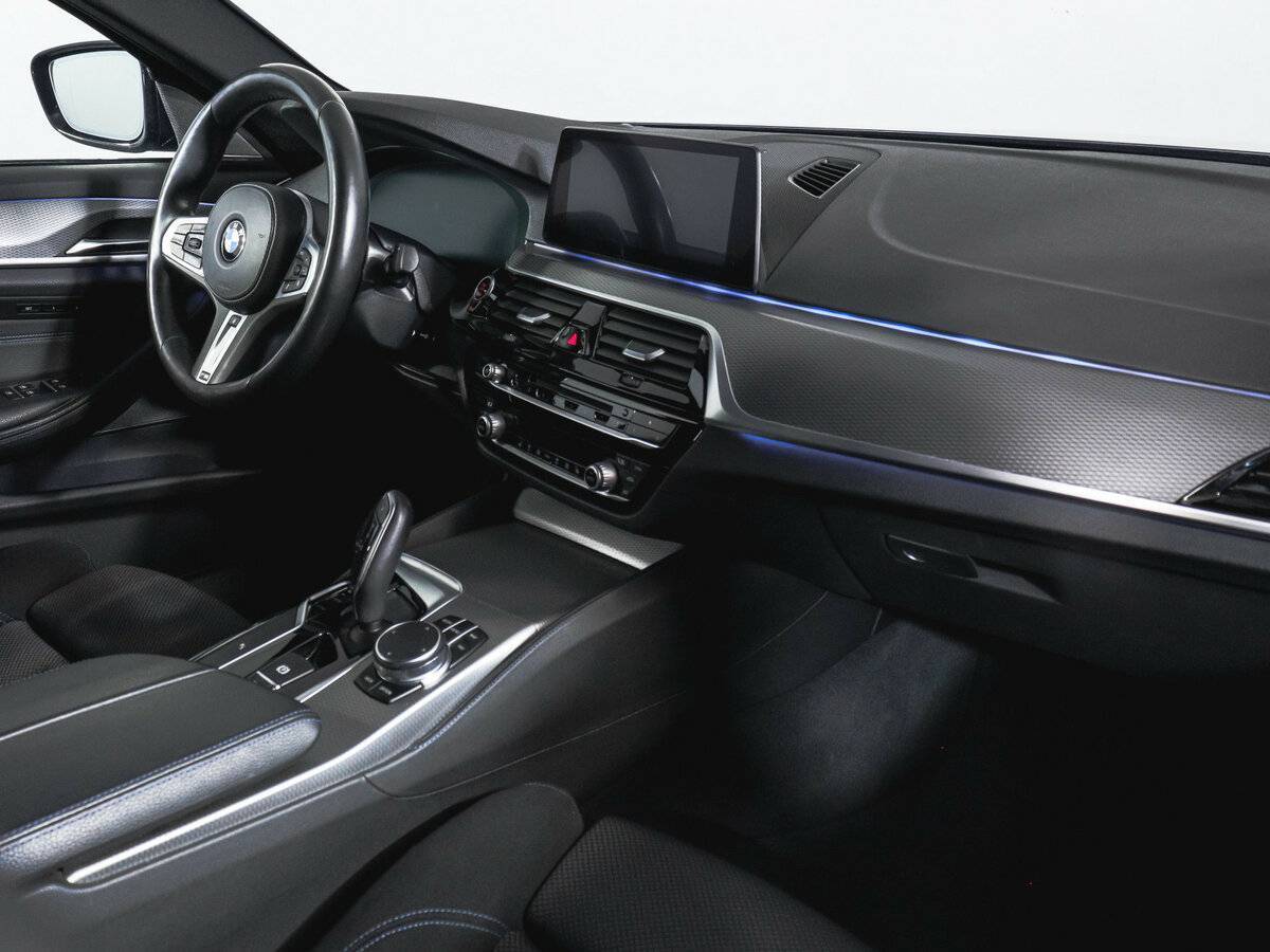 BMW 5 серии 2019 года с пробегом. Фото: #8