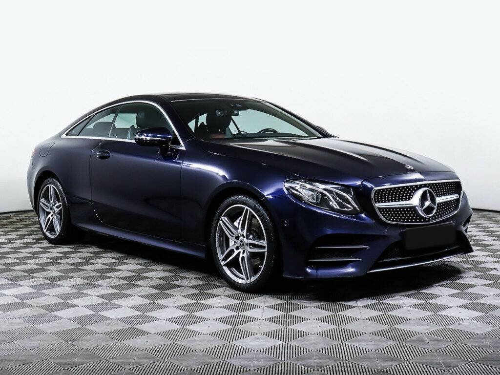 Mercedes-Benz E-Класс 2018 года с пробегом. Фото: #1