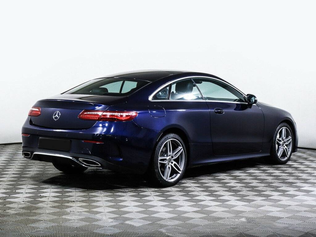 Mercedes-Benz E-Класс 2018 года с пробегом. Фото: #3