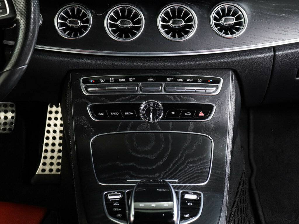 Mercedes-Benz E-Класс 2018 года с пробегом. Фото: #13