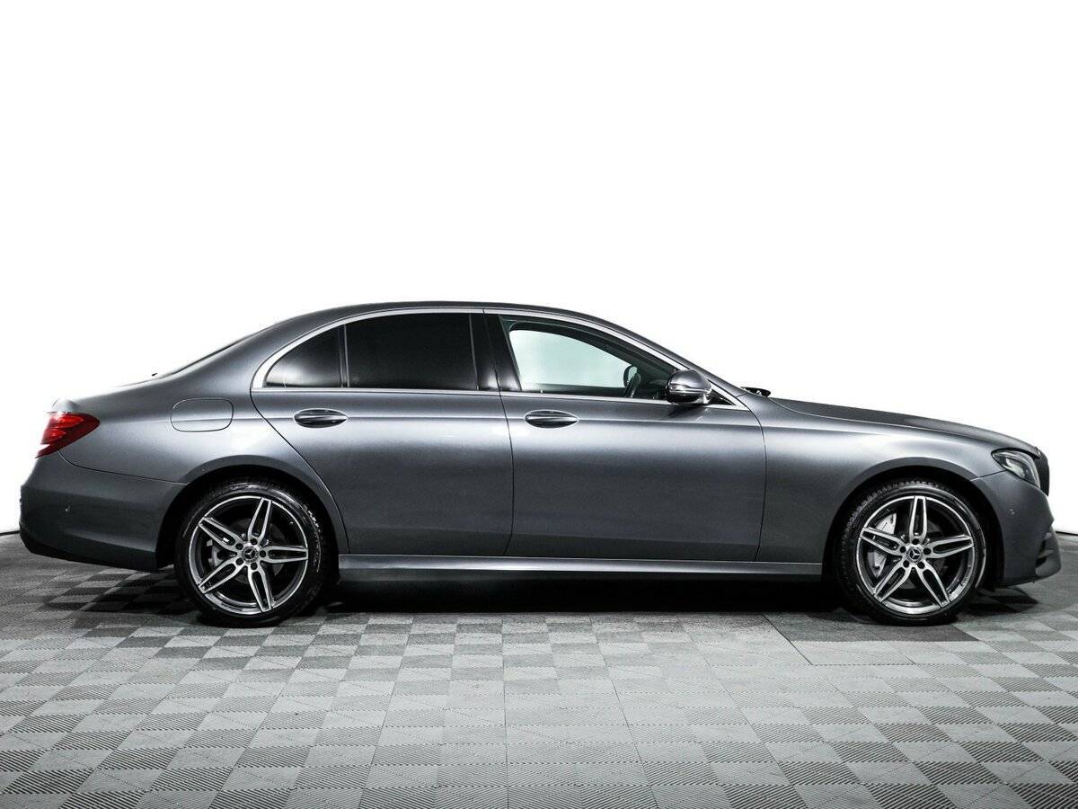 Mercedes-Benz E-Класс 2018 года с пробегом. Фото: #3