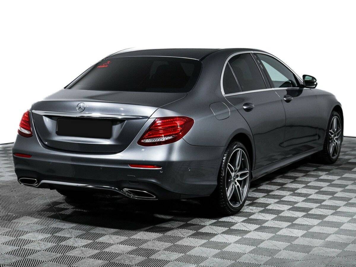 Mercedes-Benz E-Класс 2018 года с пробегом. Фото: #4