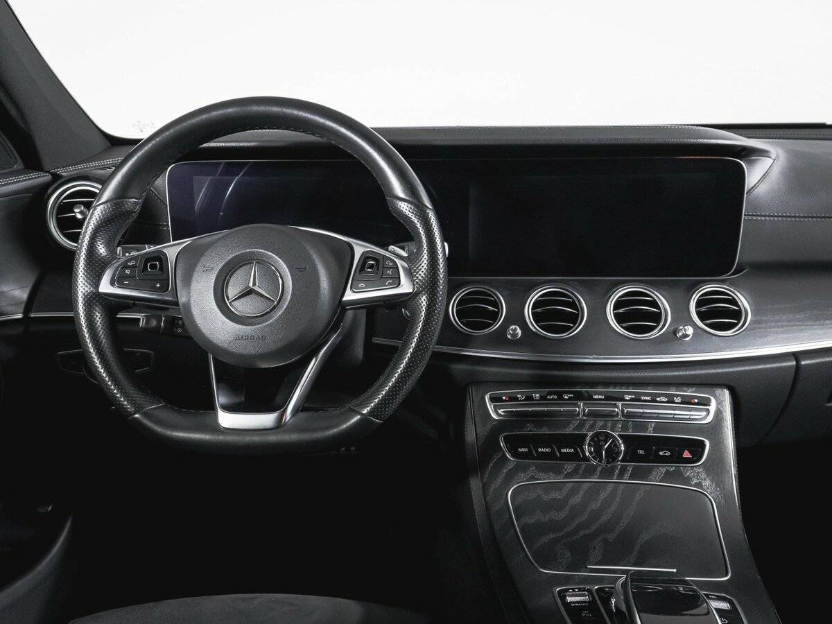 Mercedes-Benz E-Класс 2018 года с пробегом. Фото: #11