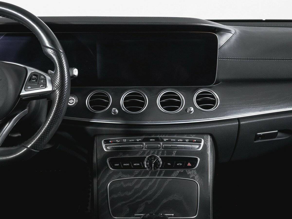 Mercedes-Benz E-Класс 2018 года с пробегом. Фото: #12