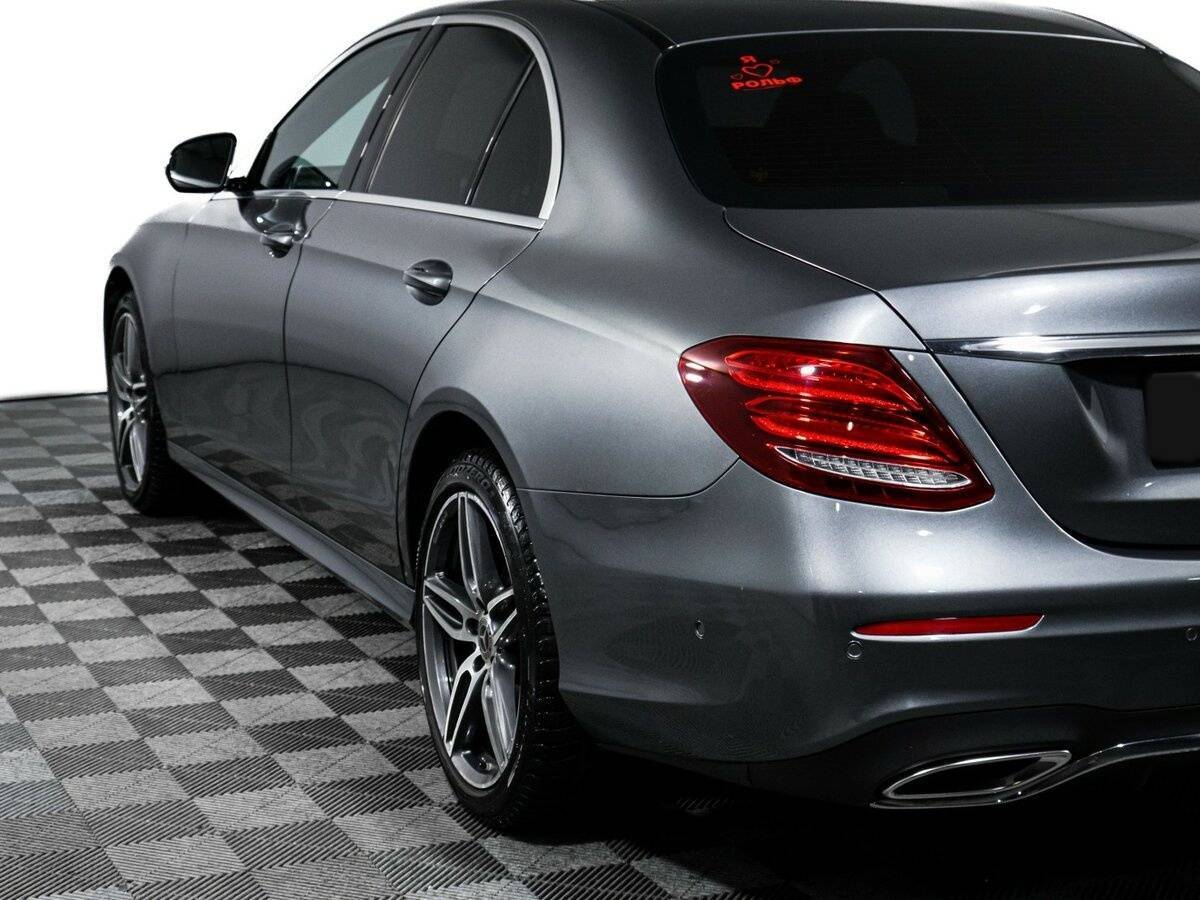 Mercedes-Benz E-Класс 2018 года с пробегом. Фото: #19