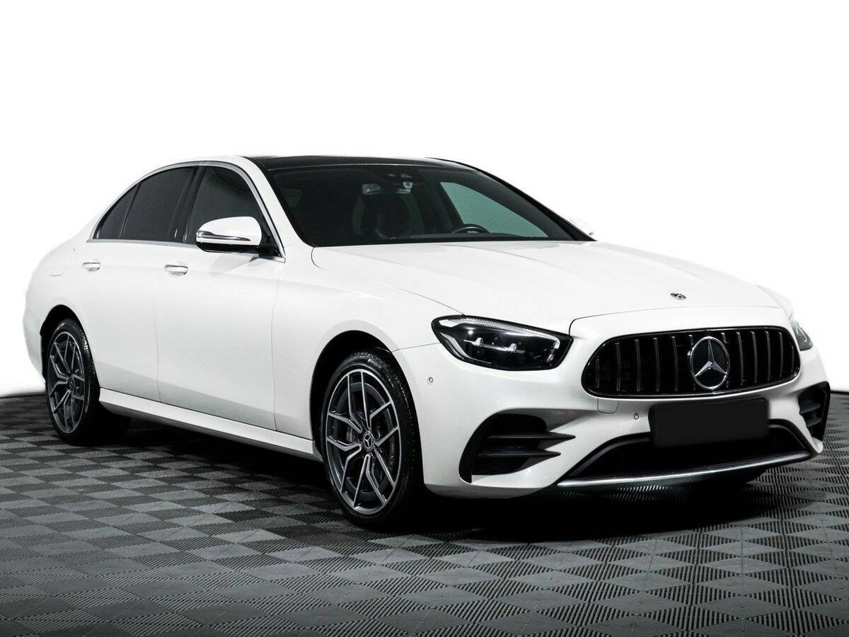 Mercedes-Benz E-Класс 2021 года с пробегом. Фото: #2