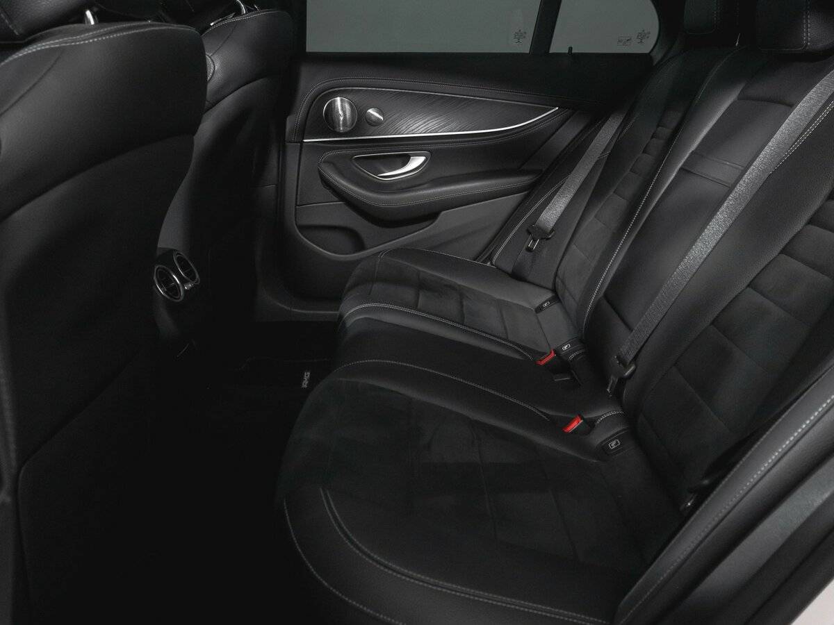 Mercedes-Benz E-Класс 2021 года с пробегом. Фото: #9