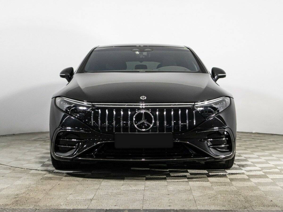 Mercedes-Benz EQS AMG 2022 года с пробегом. Фото: #1