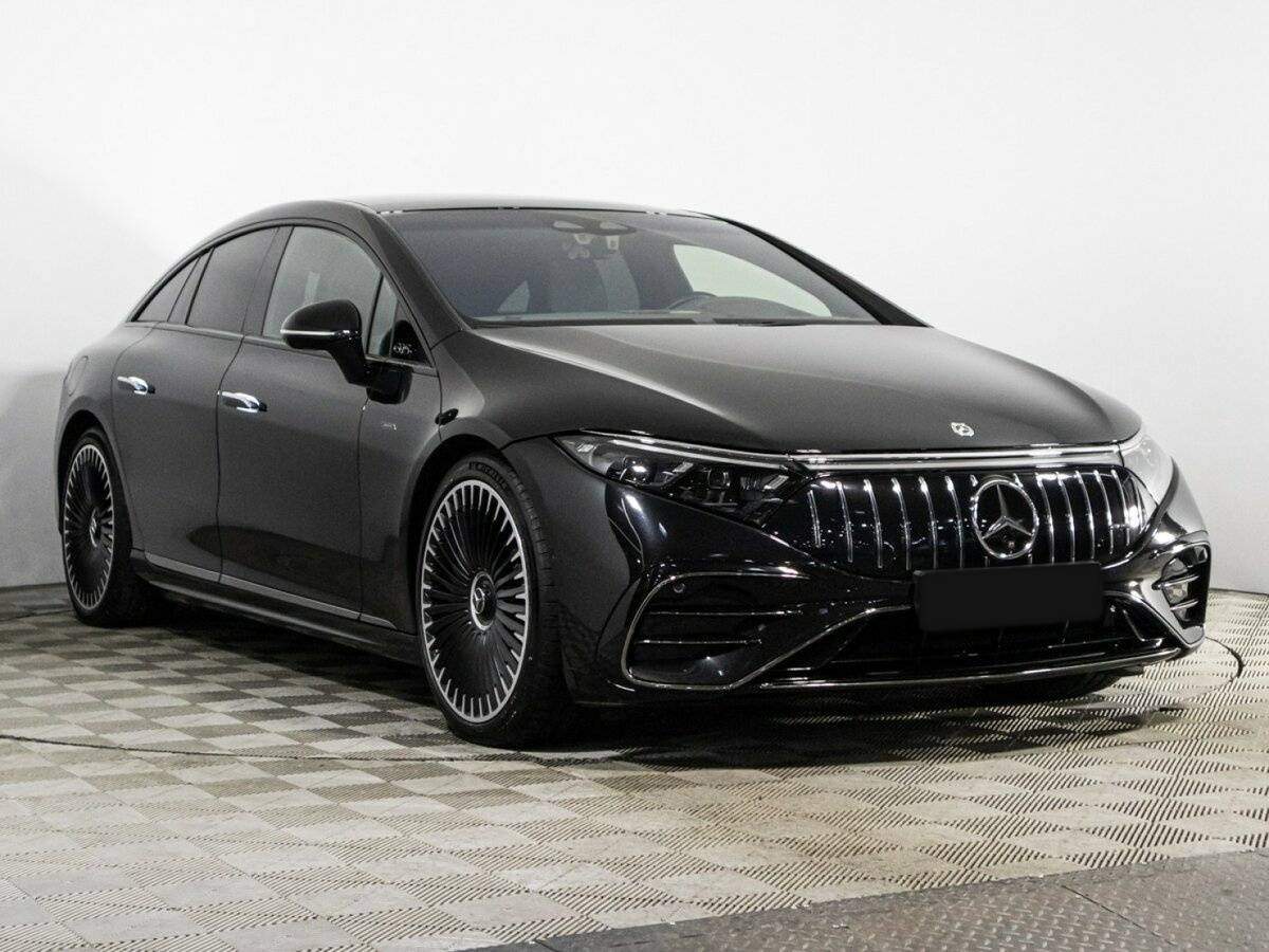 Mercedes-Benz EQS AMG 2022 года с пробегом. Фото: #2