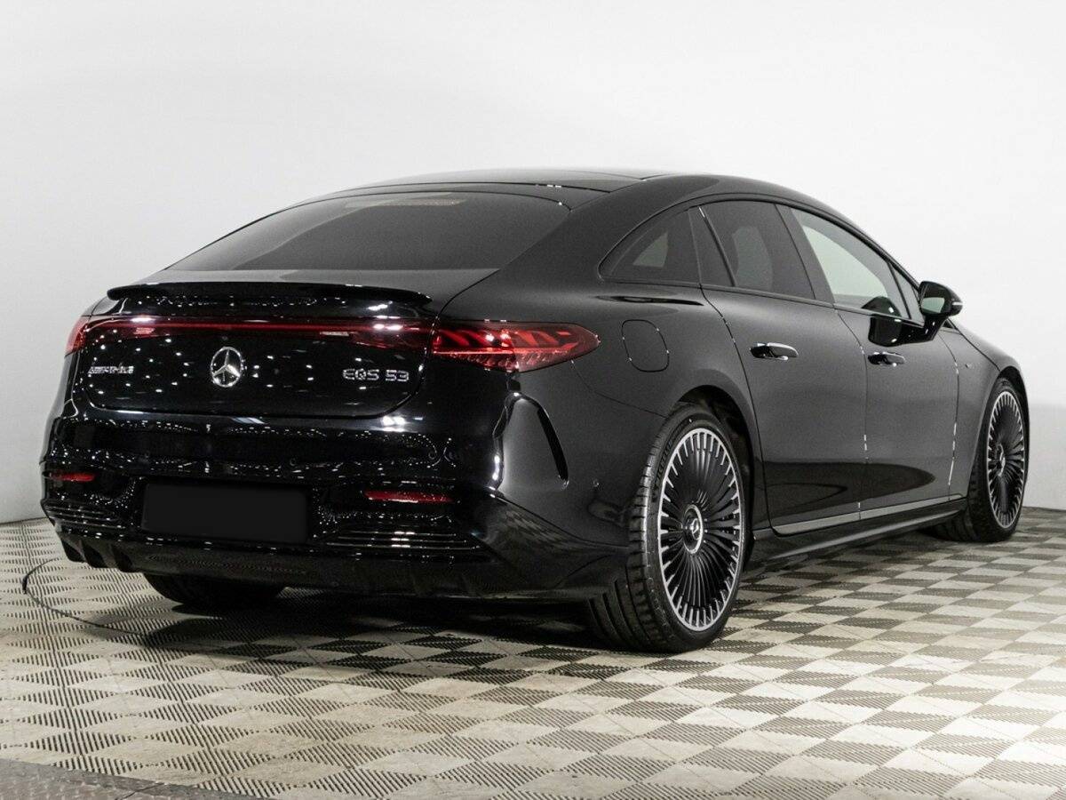 Mercedes-Benz EQS AMG 2022 года с пробегом. Фото: #4