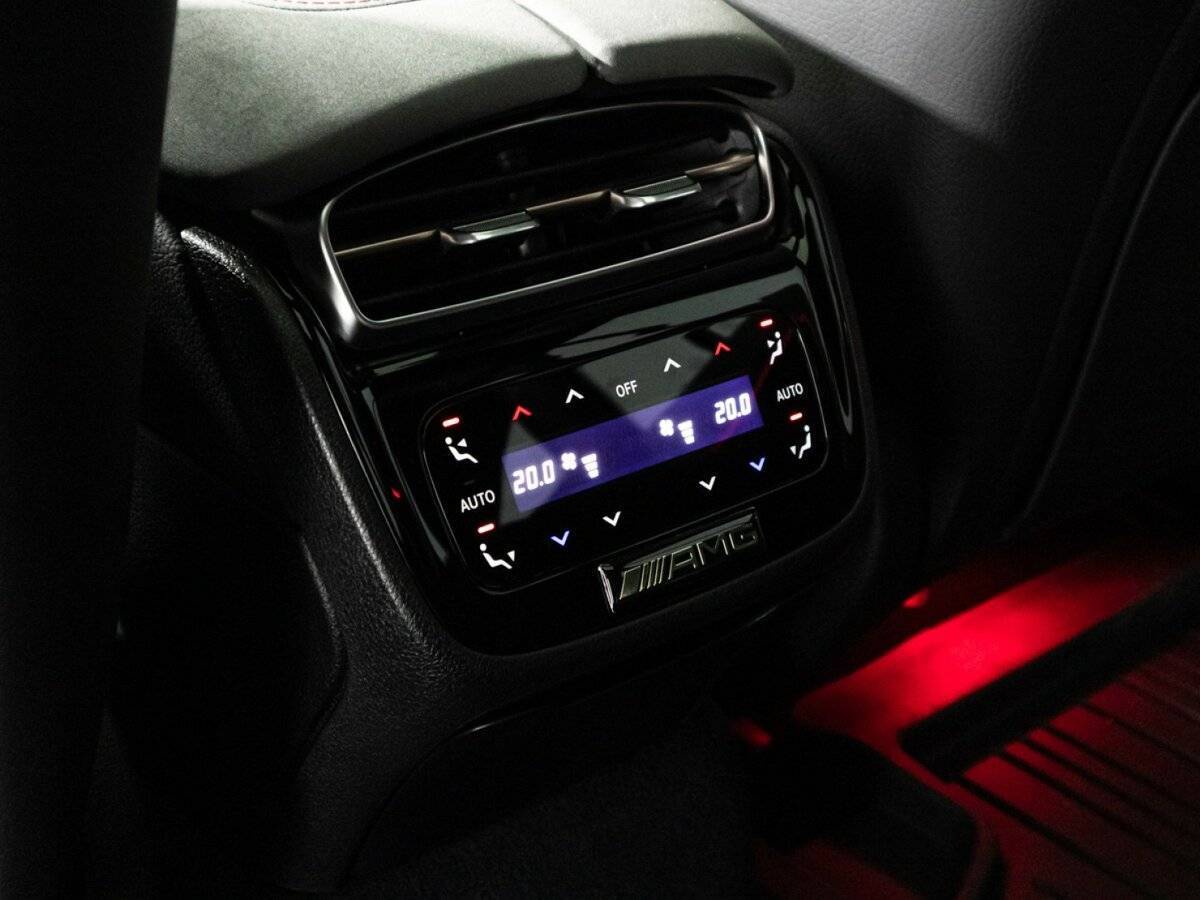 Mercedes-Benz EQS AMG 2022 года с пробегом. Фото: #32