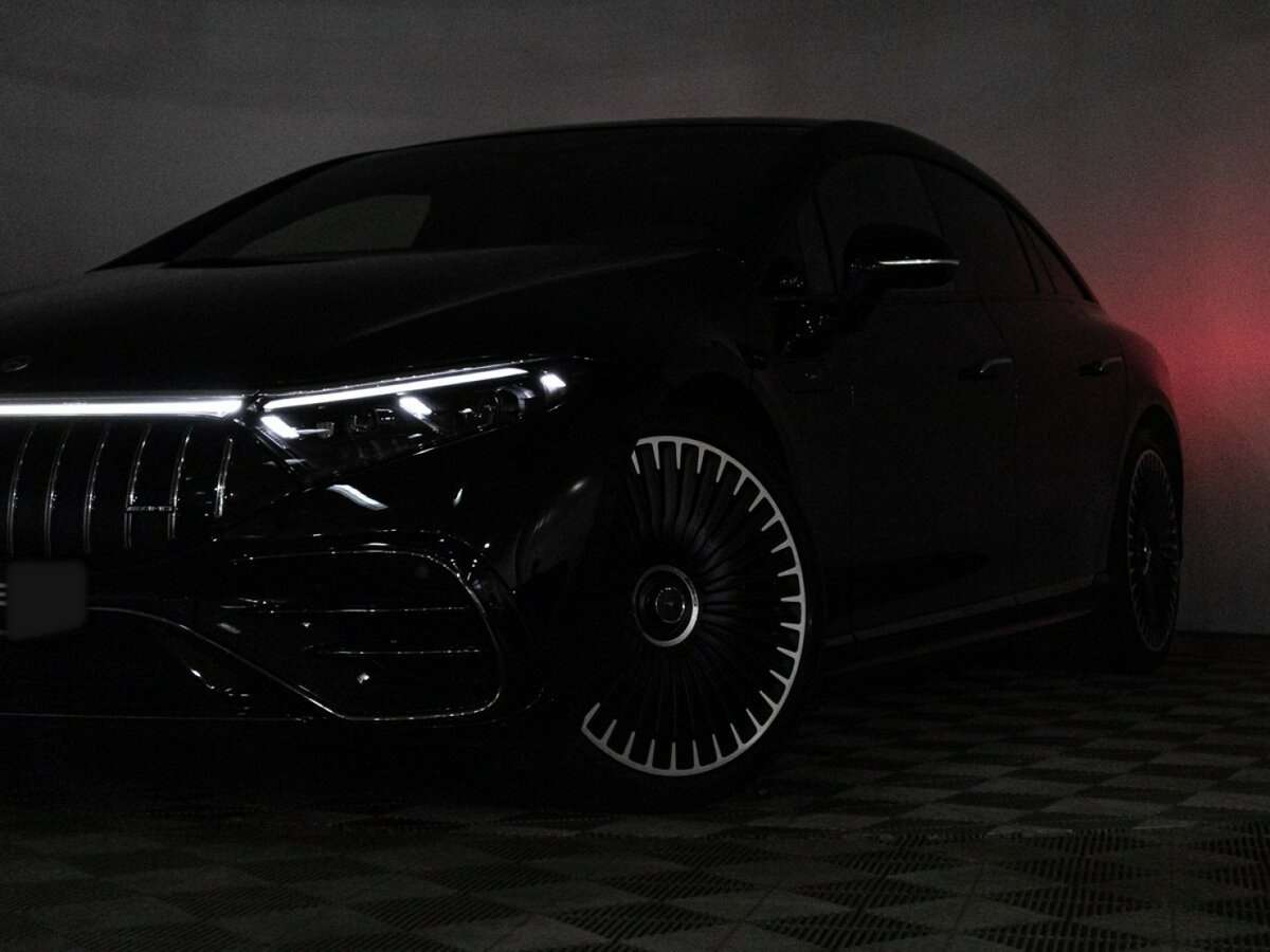 Mercedes-Benz EQS AMG 2022 года с пробегом. Фото: #33