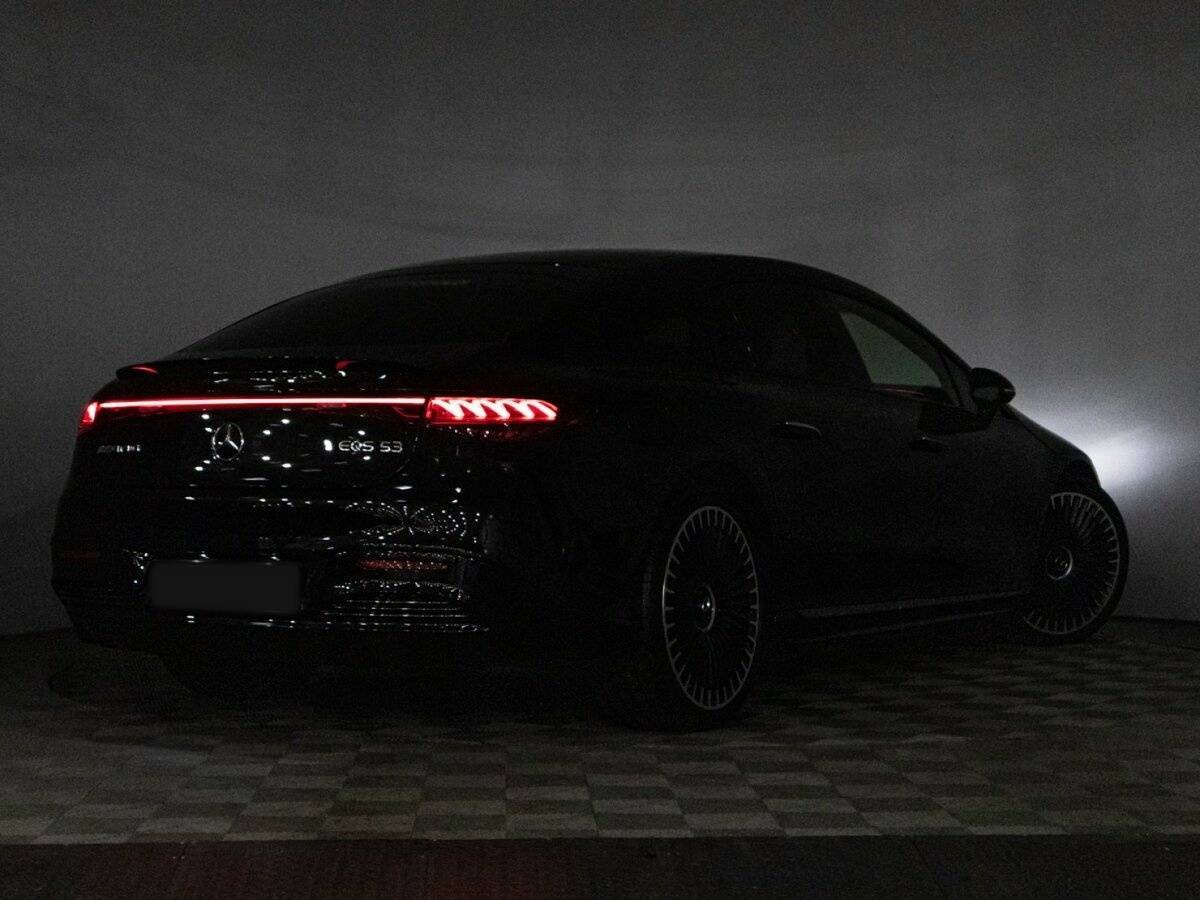 Mercedes-Benz EQS AMG 2022 года с пробегом. Фото: #37