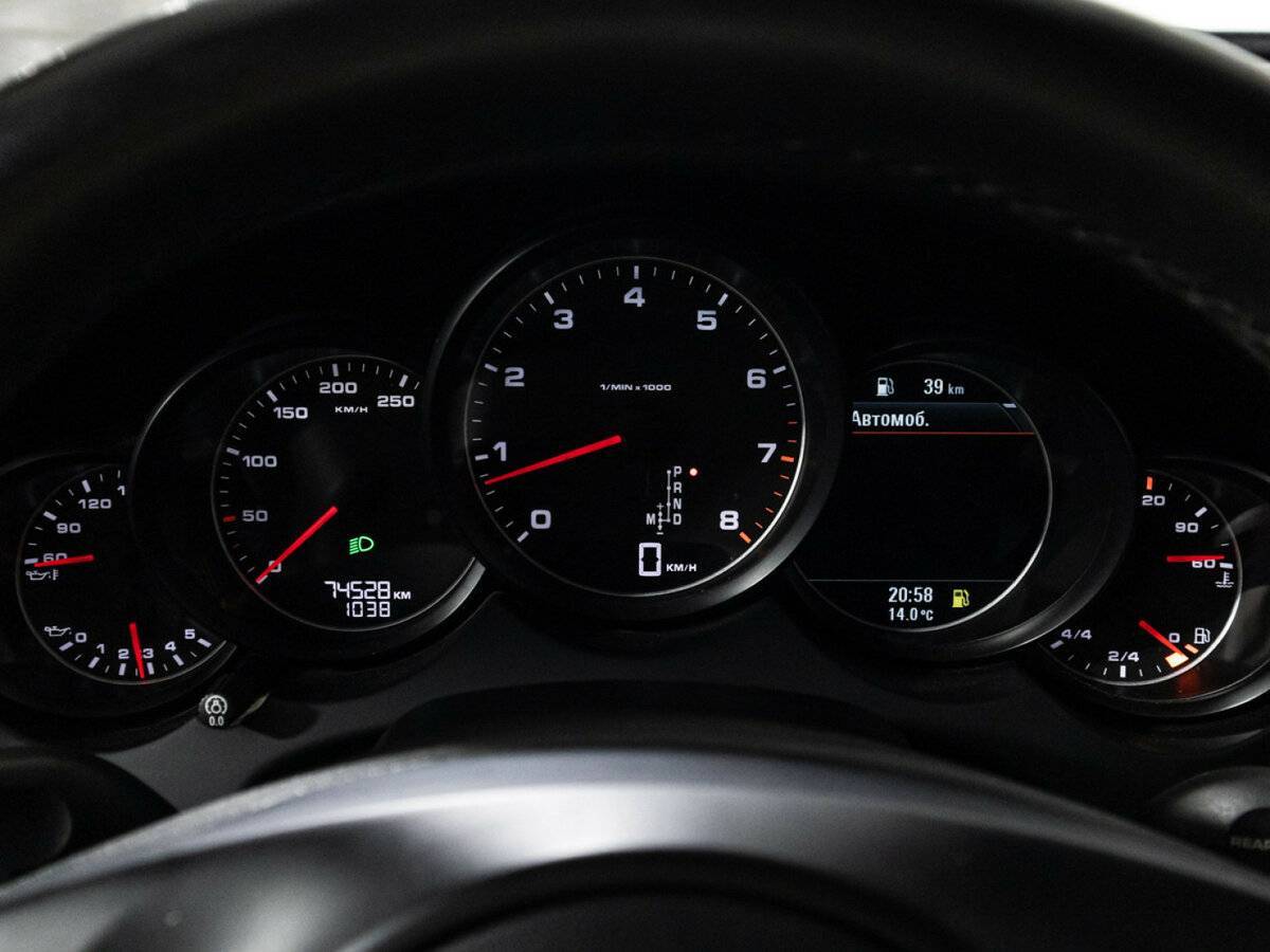 Porsche Cayenne 2011 года с пробегом. Фото: #11