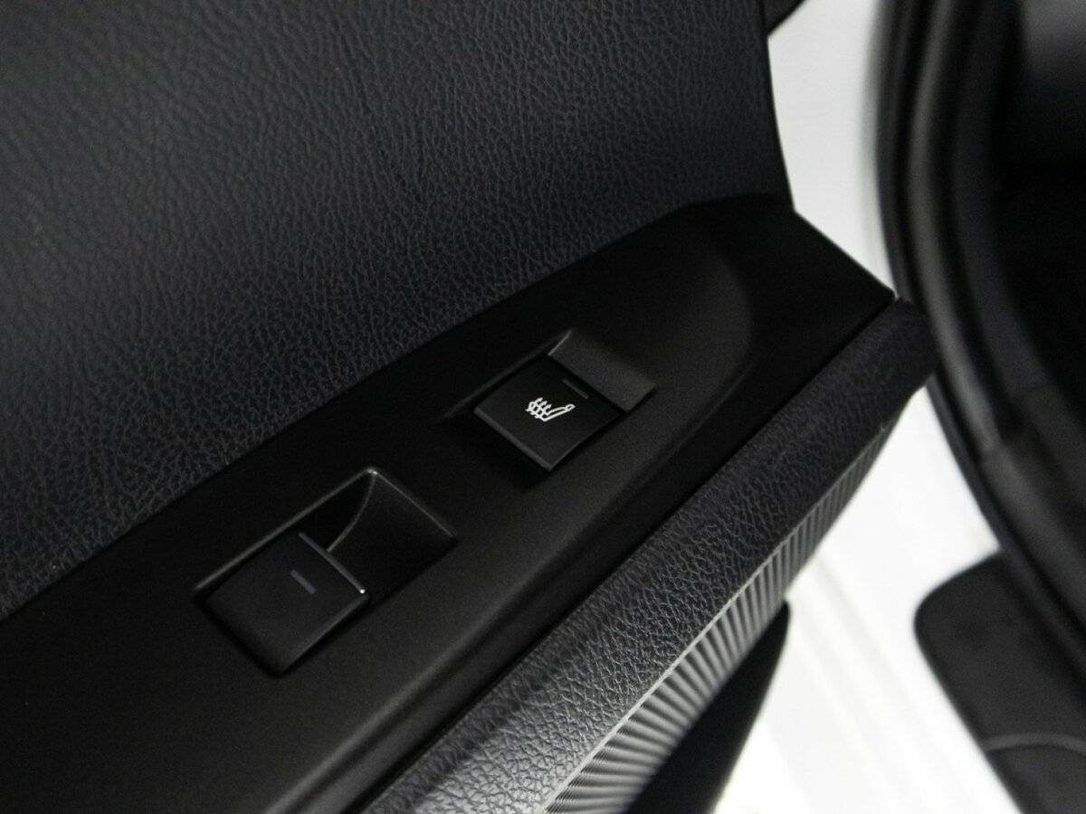 Toyota Camry 2021 года с пробегом. Фото: #18