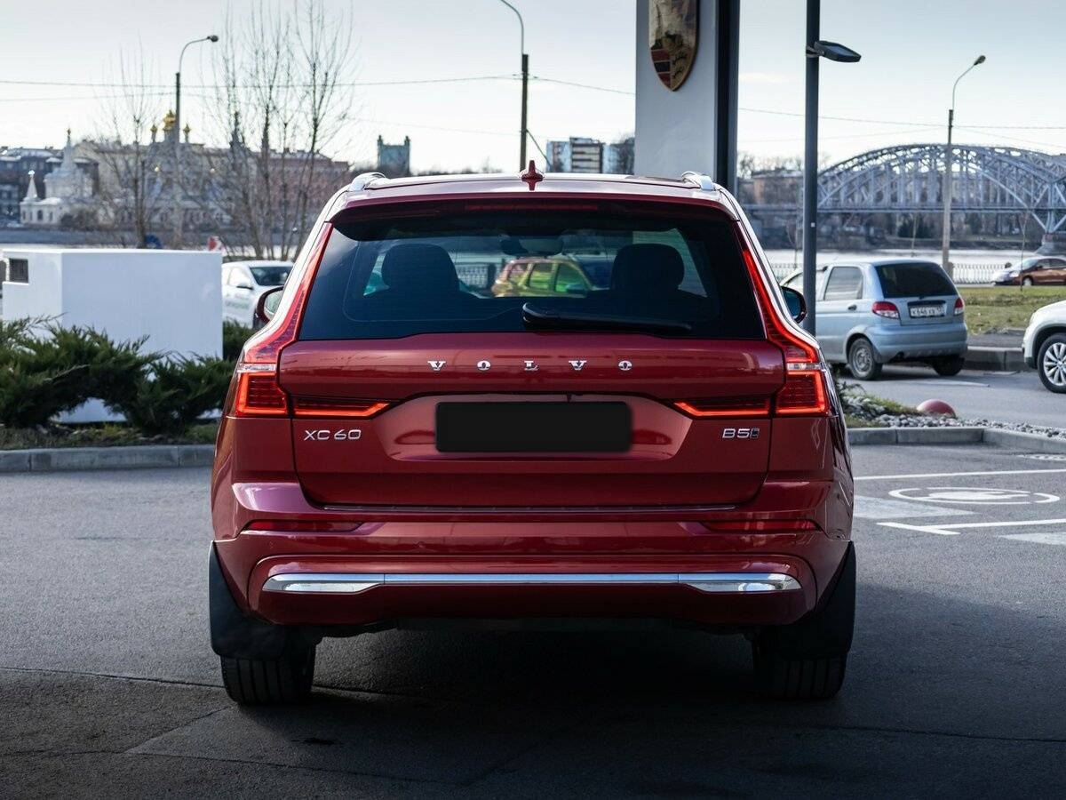 Volvo XC60 2021 года с пробегом. Фото: #11