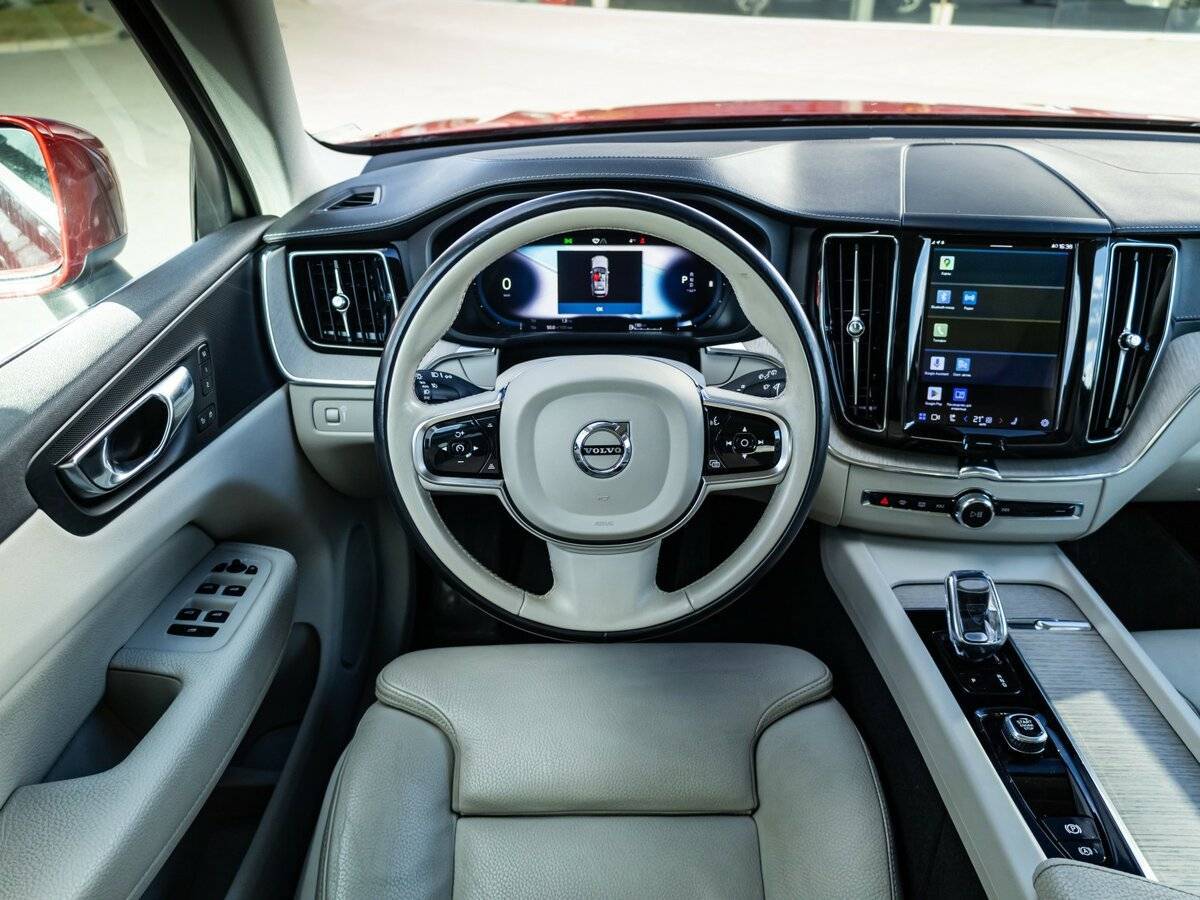 Volvo XC60 2021 года с пробегом. Фото: #18
