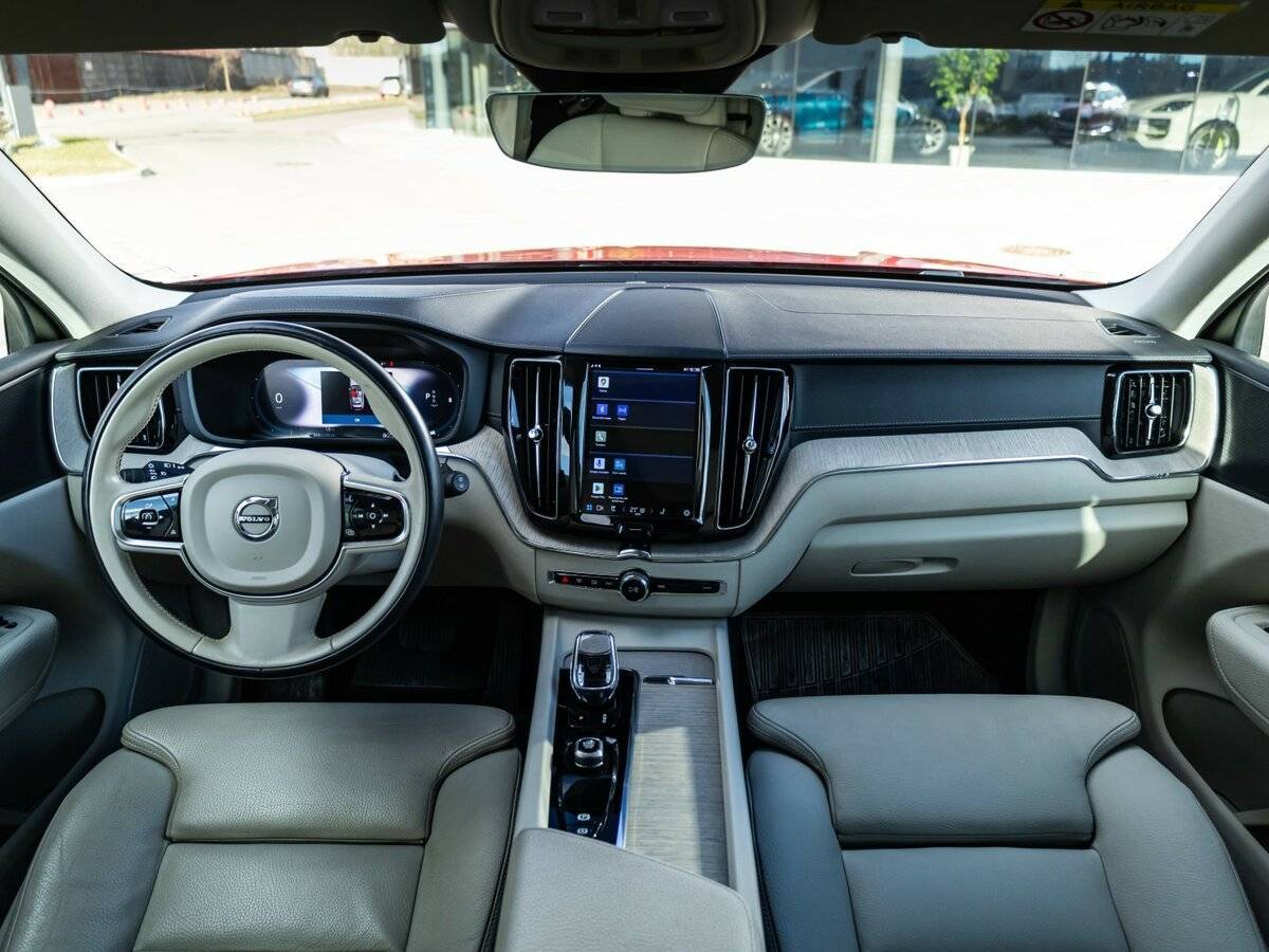 Volvo XC60 2021 года с пробегом. Фото: #22