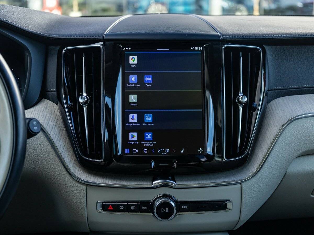 Volvo XC60 2021 года с пробегом. Фото: #23