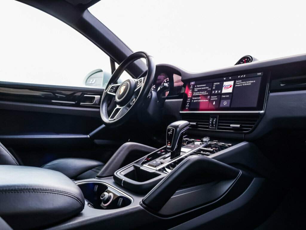 Porsche Cayenne 2020 года с пробегом. Фото: #9