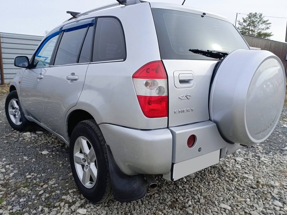 Chery Tiggo (T11) 2013 года с пробегом. Фото: #3