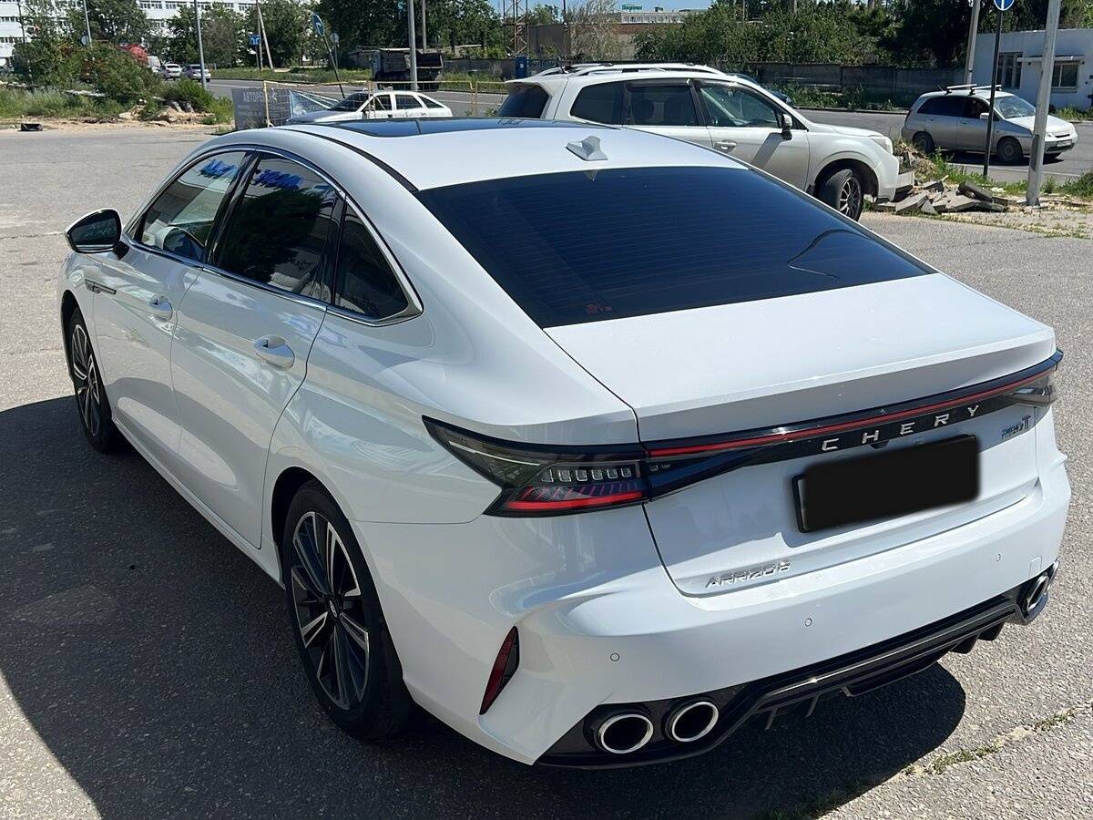 Chery Arrizo 8 2023 года с пробегом. Фото: #4