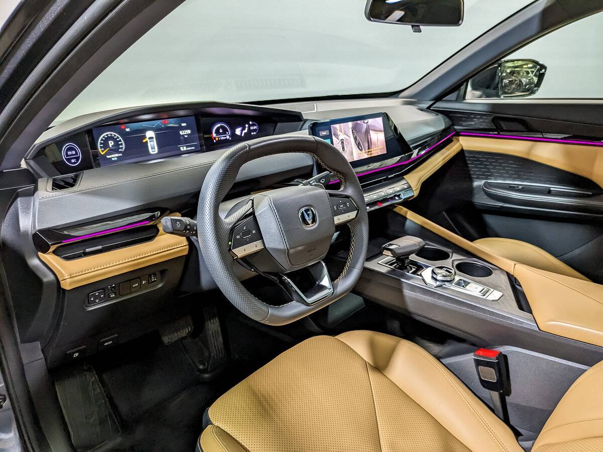 Changan UNI-V 2023 года с пробегом. Фото: #15