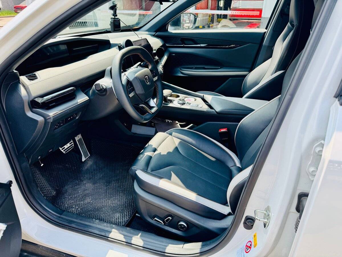 Changan UNI-V 2023 года с пробегом. Фото: #10