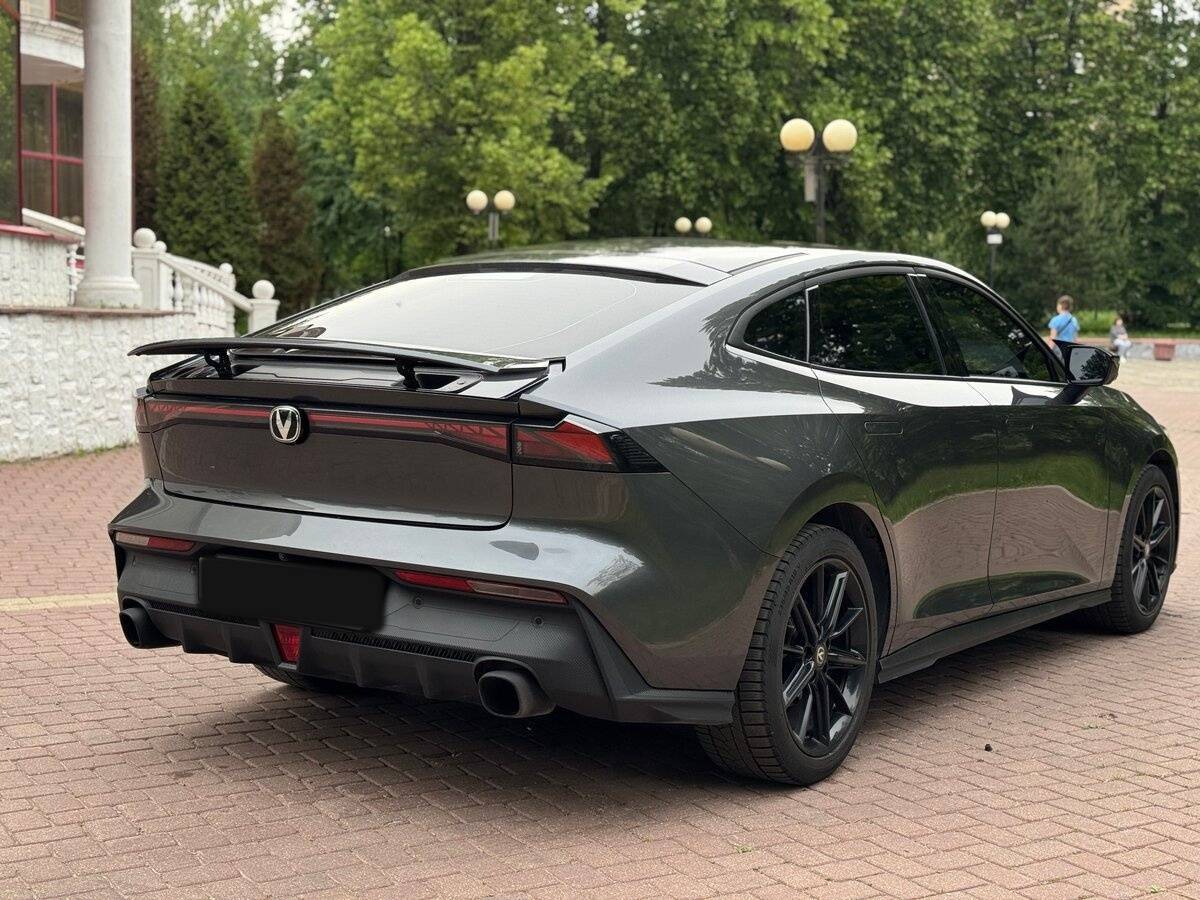 Changan UNI-V 2022 года с пробегом. Фото: #4