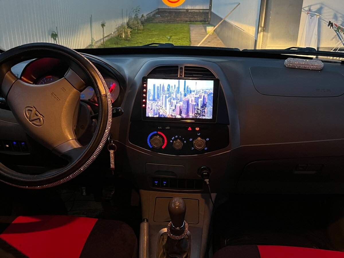 Chery Tiggo (T11) 2010 года с пробегом. Фото: #5