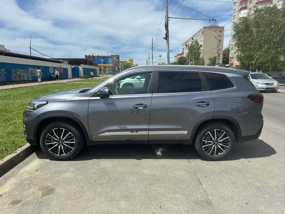 Chery Tiggo 8 2023 года с пробегом. Фото: #3