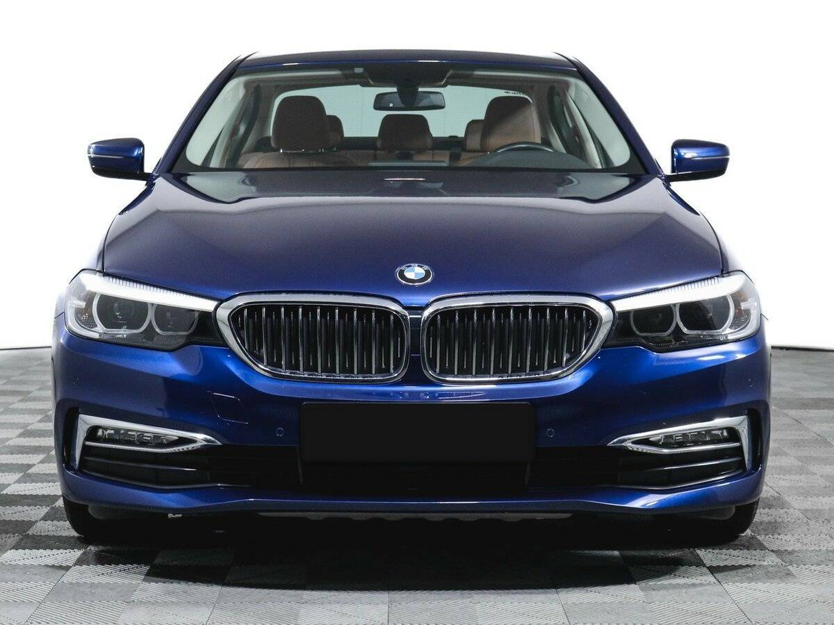 BMW 5 серии 2018 года с пробегом. Фото: #1