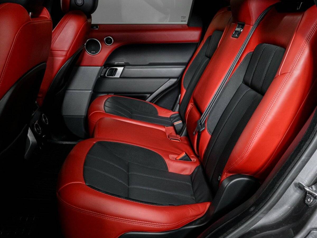 Land Rover Range Rover Sport 2019 года с пробегом. Фото: #9