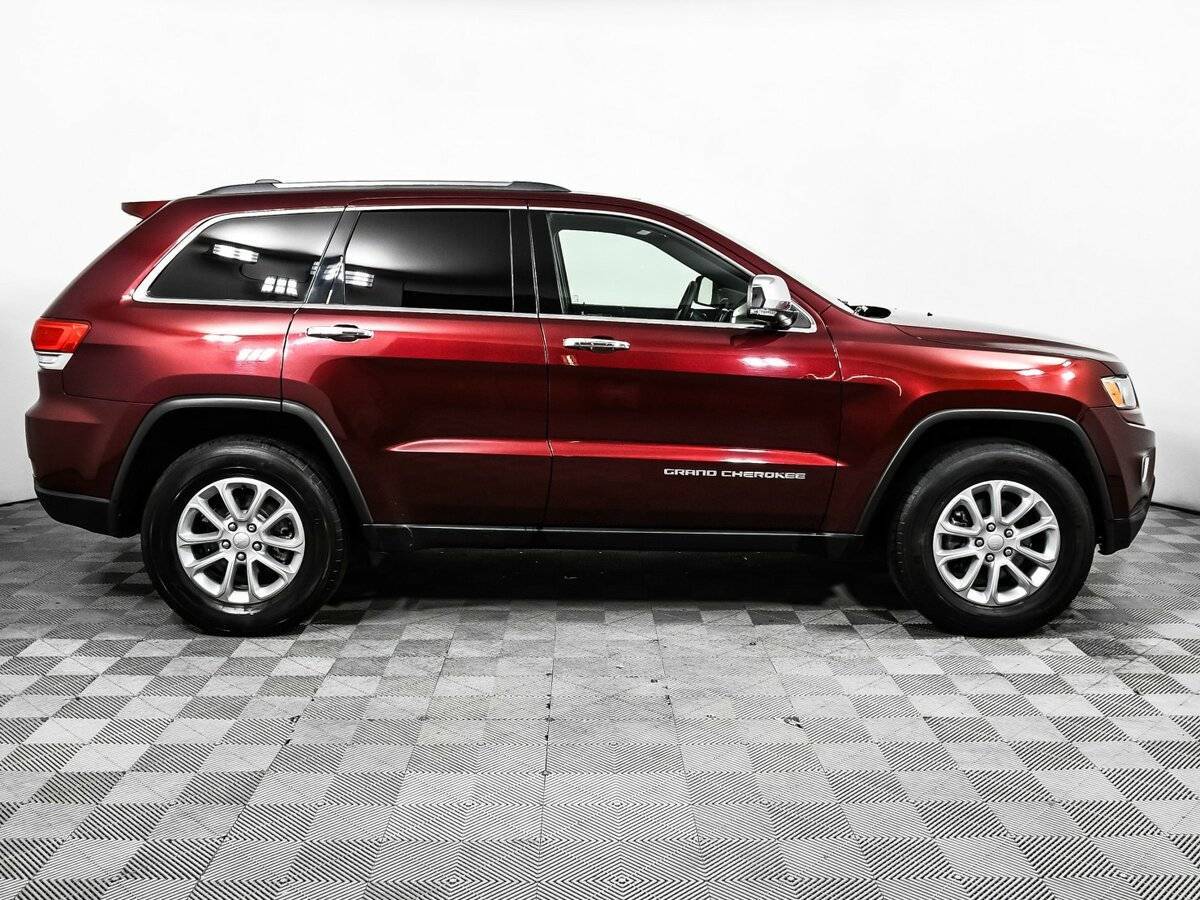 Jeep Grand Cherokee 2016 года с пробегом. Фото: #3