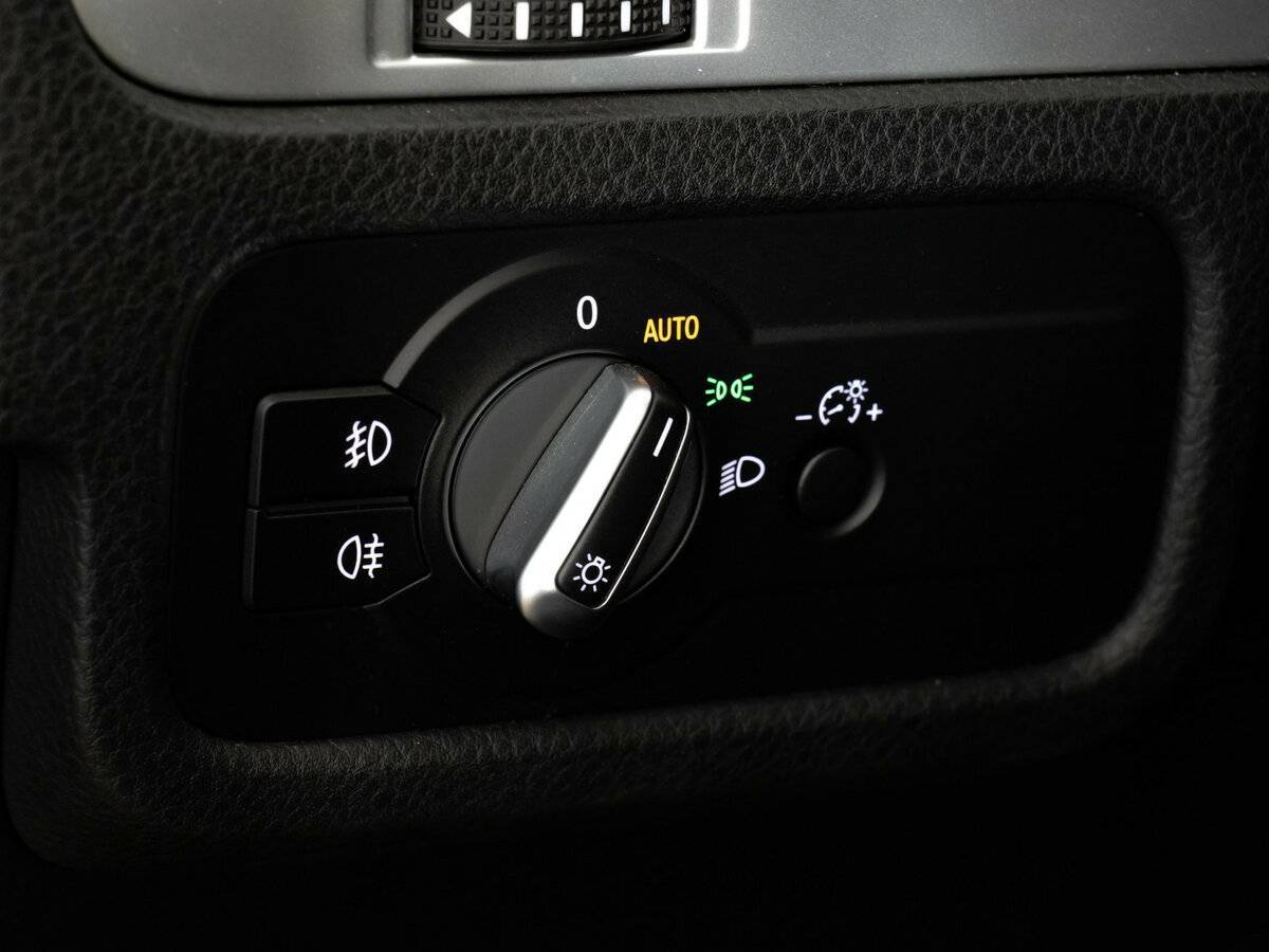 Volkswagen Touareg 2015 года с пробегом. Фото: #21